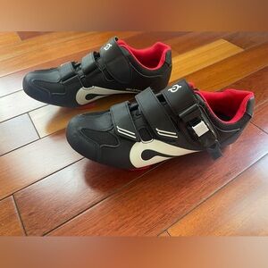 Size 39 Peloton Cycling Shoes